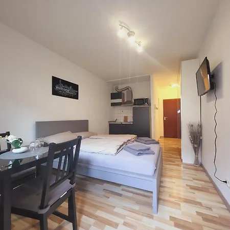 Appartement Zentrales Mit Balkon Und Parkplatz Trier